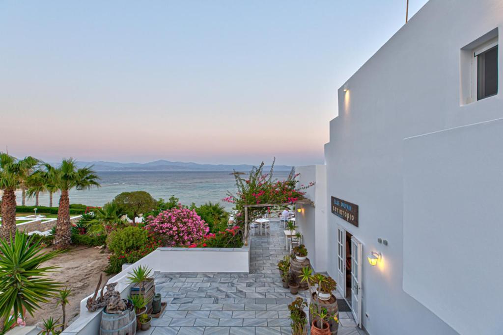 Paros Blue Dolphin Fully Renovated By Rivea Group Хриси-Акти Экстерьер фото